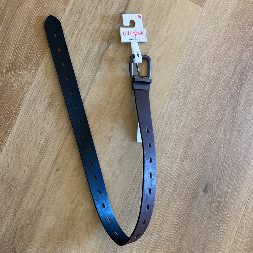 Cat & Jack NWT Reversible M Belt
